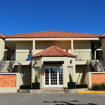 Ecosuites Чиуауа Экстерьер фото